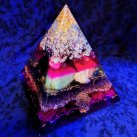 hand_der_fatima-pyramide